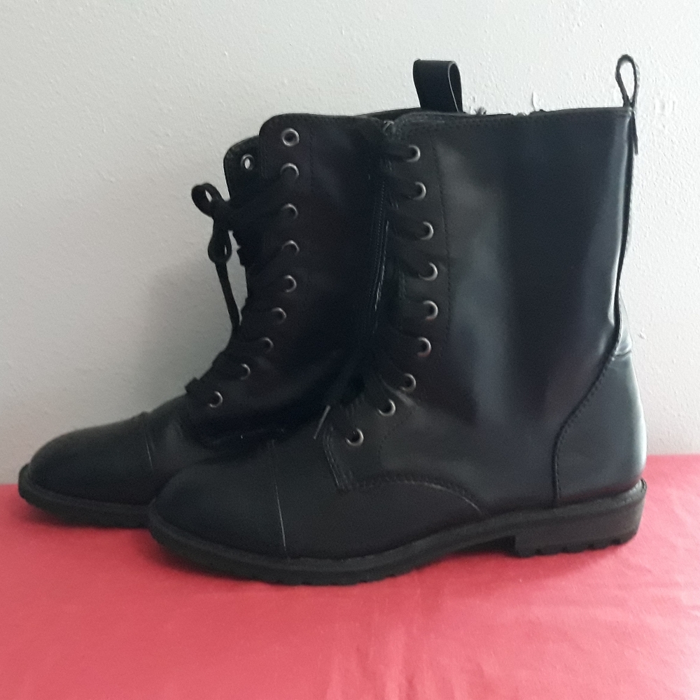 ❤🤩❤NEW BOOTS SIZE 8.5